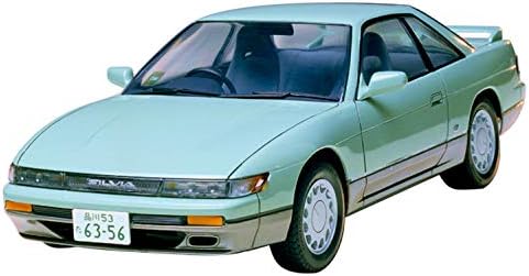 Amazon.com: Aoshima URAS ER34 Skyline Type-R '01 Nissan 1:24 Scale